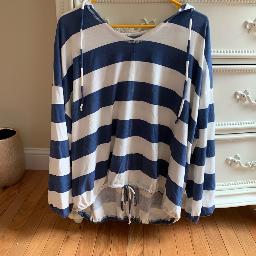 Aerie hooded top